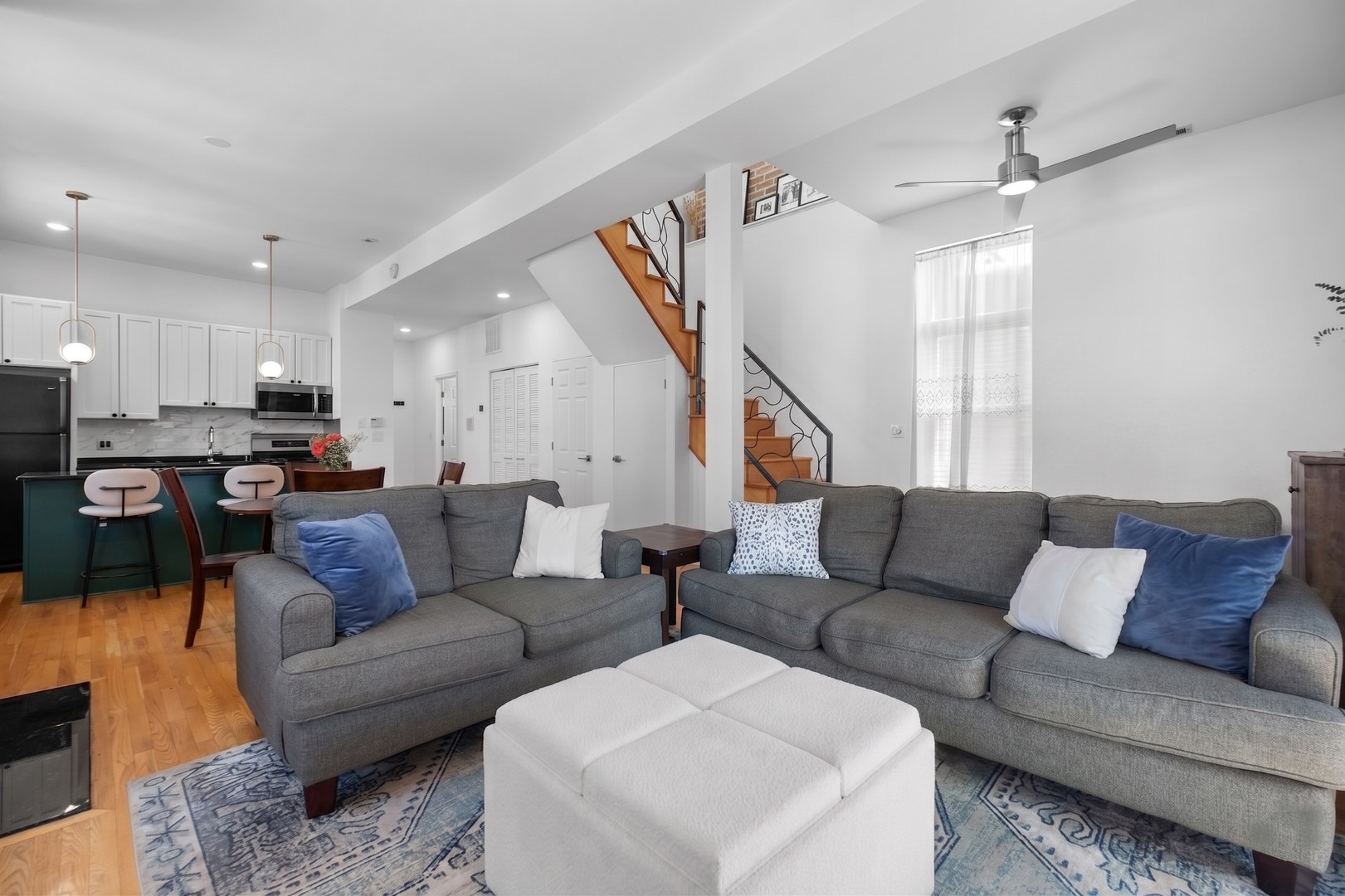 1542 North Wood Street Chicago IL 60622