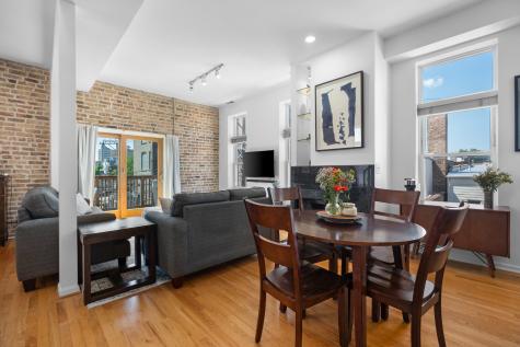 1542 North Wood Street Chicago IL 60622