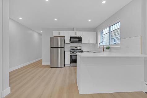 2712 West Balmoral Avenue Chicago IL 60625