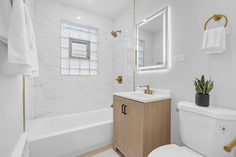 2712 West Balmoral Avenue Chicago IL 60625