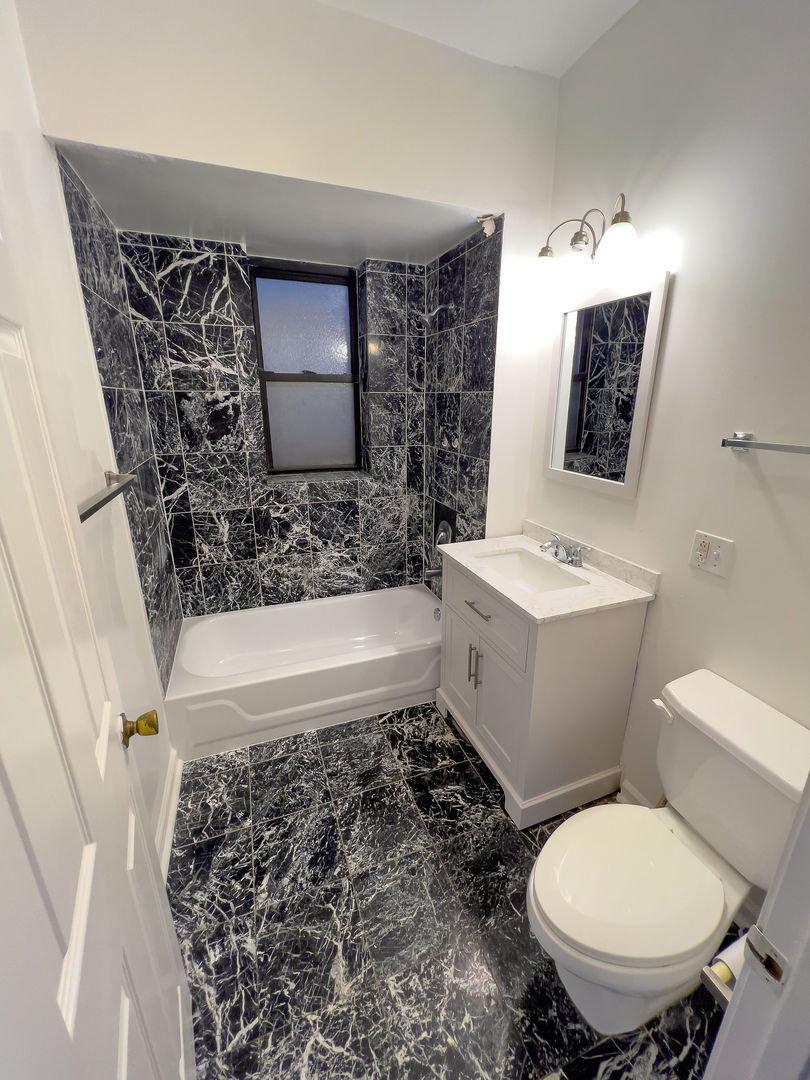 115 East 60th Street Chicago IL 60637