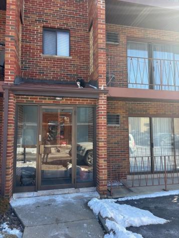 6323 West 64th Place Chicago IL 60638