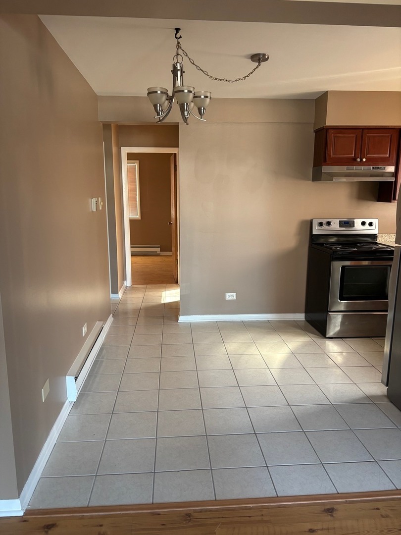 6323 West 64th Place Chicago IL 60638