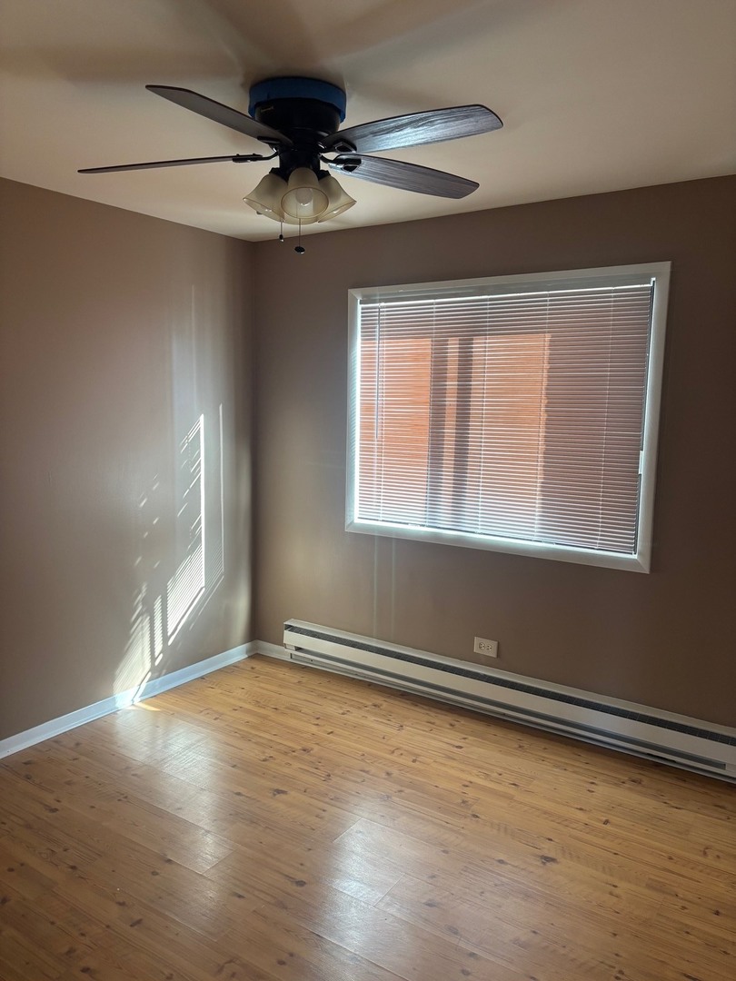 6323 West 64th Place Chicago IL 60638