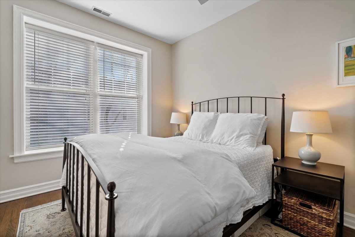 2701 North Mildred Avenue Chicago IL 60614
