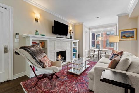2701 North Mildred Avenue Chicago IL 60614