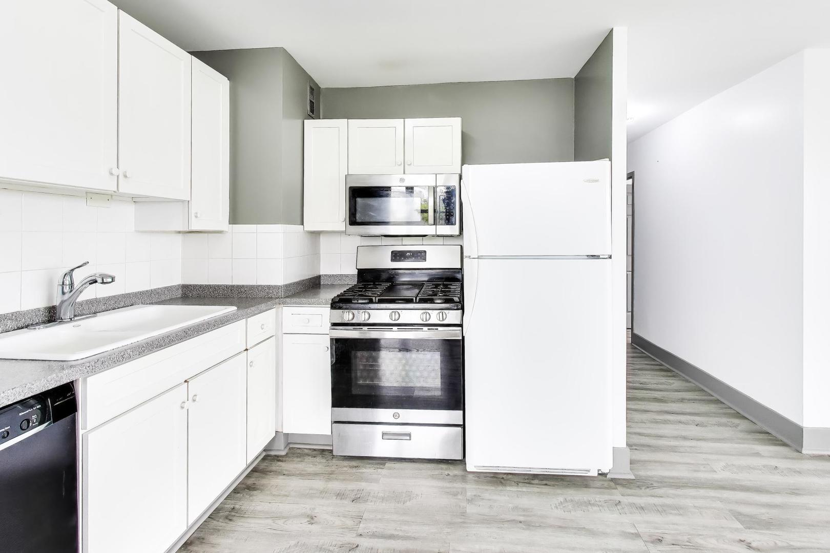 33 North Main Street Lombard IL 60148