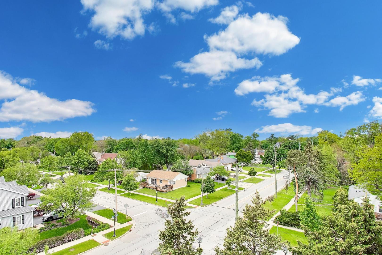 33 North Main Street Lombard IL 60148