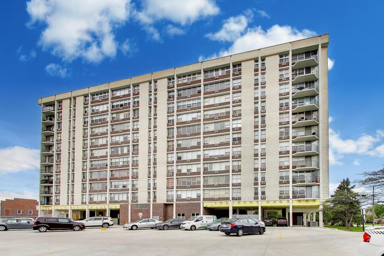 33 North Main Street Lombard IL 60148