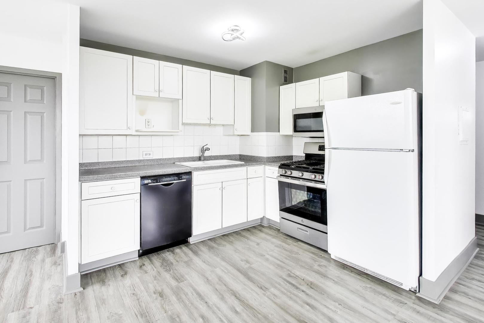 33 North Main Street Lombard IL 60148