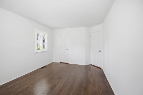 1514 Camden Court Wheeling IL 60090