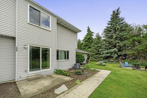 1837 Kerrybrook Court Sycamore IL 60178