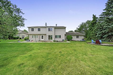 1837 Kerrybrook Court Sycamore IL 60178