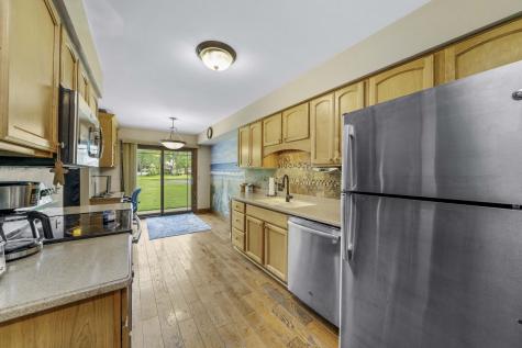 1837 Kerrybrook Court Sycamore IL 60178