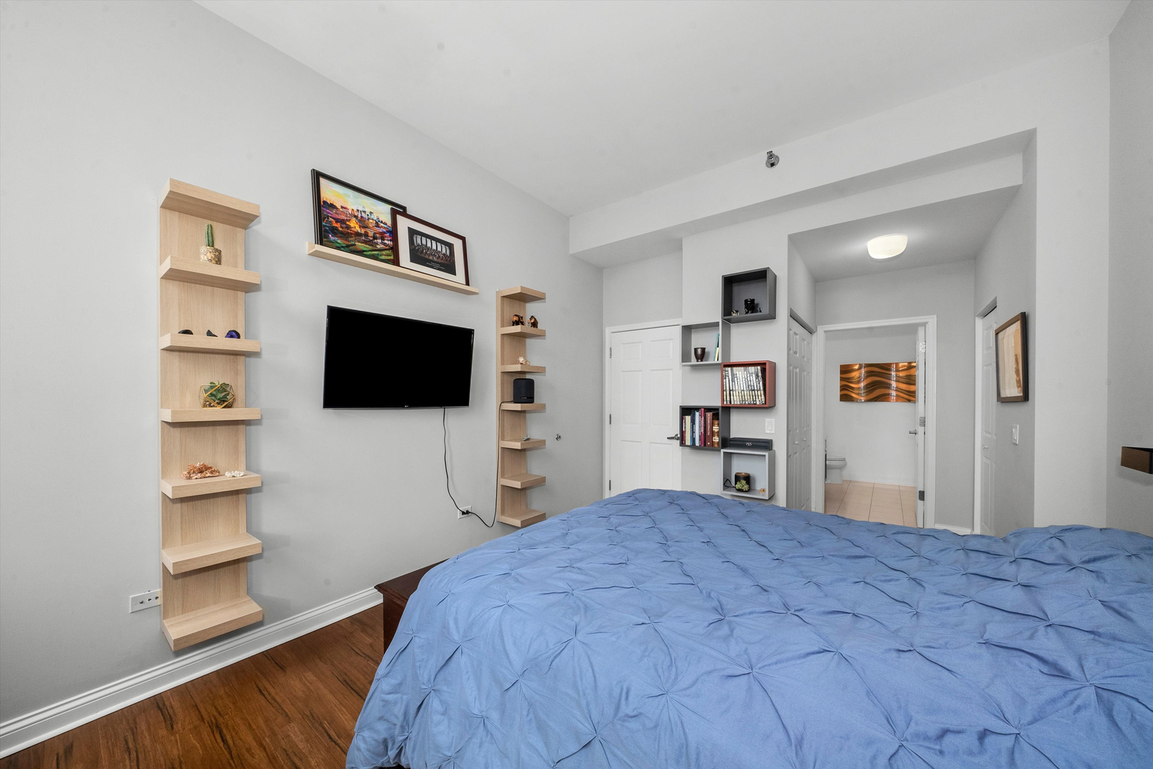 8 West Monroe Street Chicago IL 60603