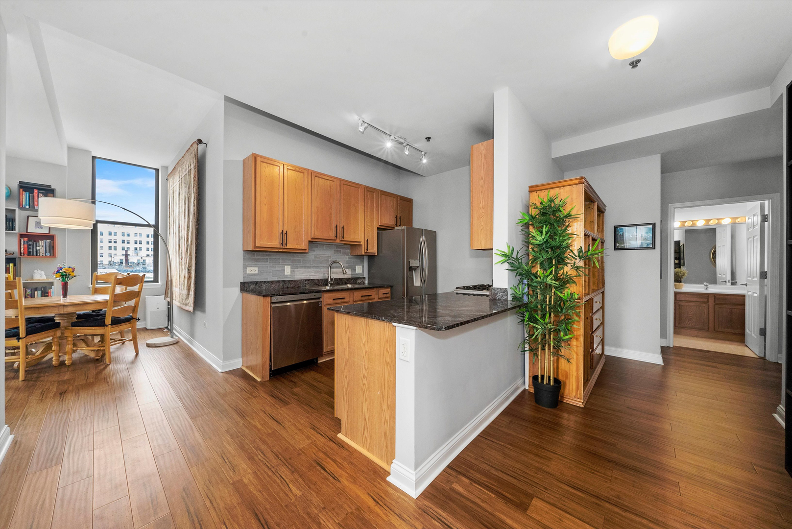 8 West Monroe Street Chicago IL 60603