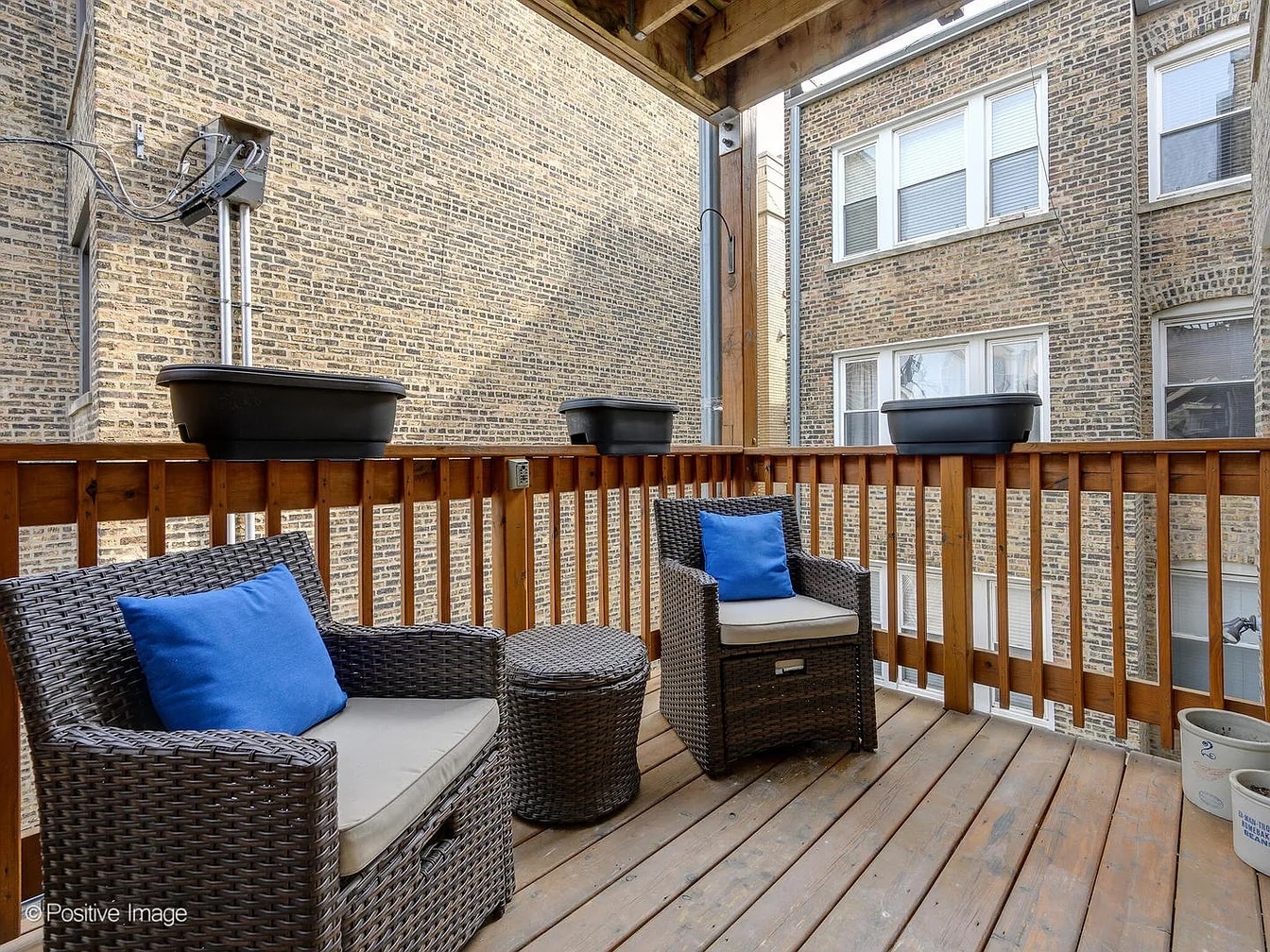 3503 North Lakewood Avenue Chicago IL 60657