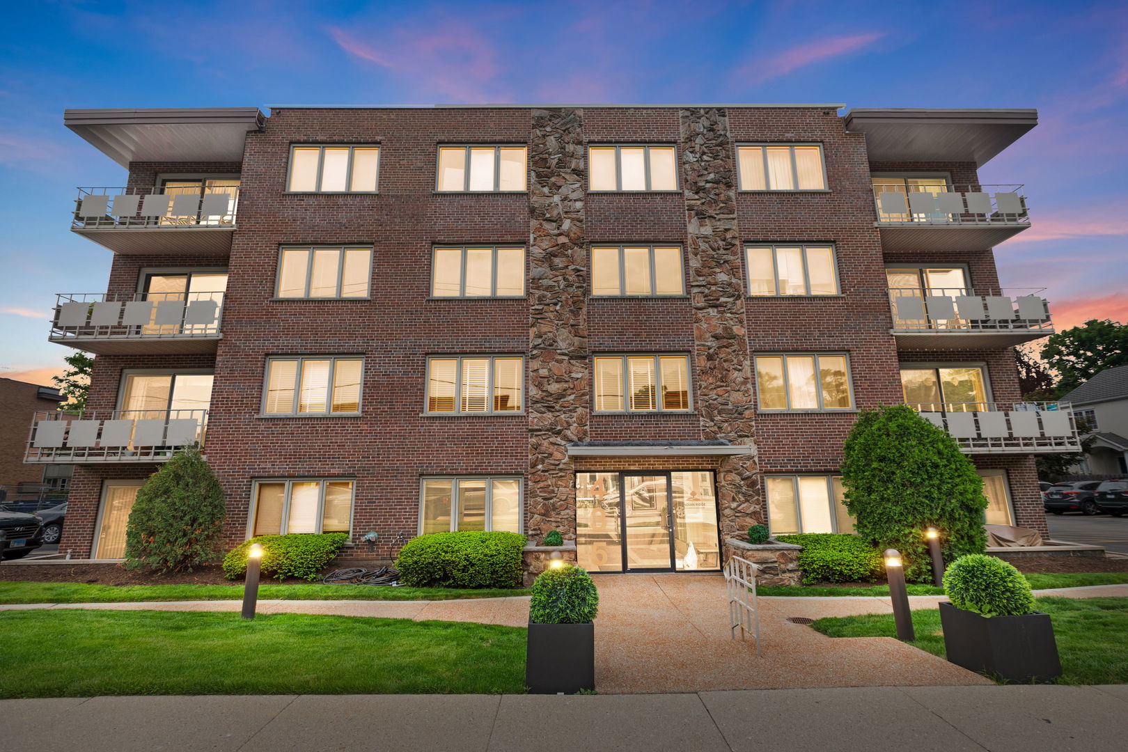 435 Ridge Road Wilmette IL 60091