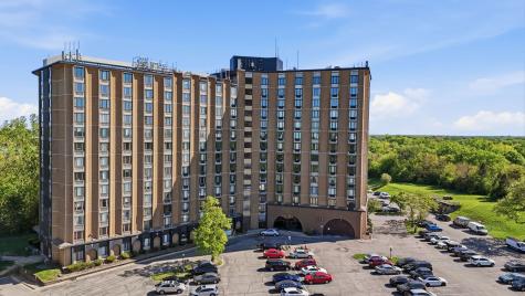1 Renaissance Place Palatine IL 60067