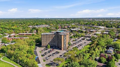 1 Renaissance Place Palatine IL 60067
