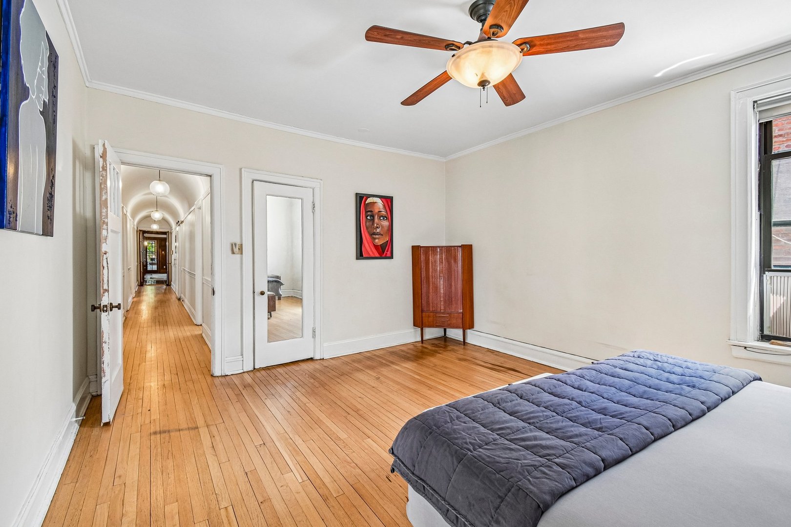 5054 South Woodlawn Avenue Chicago IL 60615