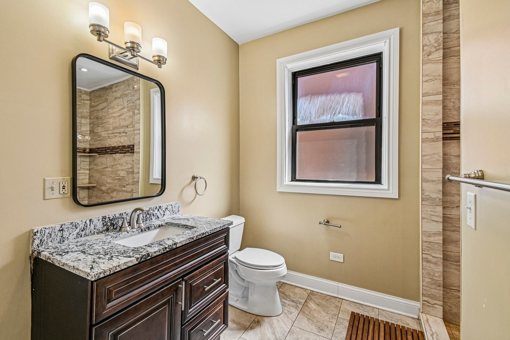 5054 South Woodlawn Avenue Chicago IL 60615