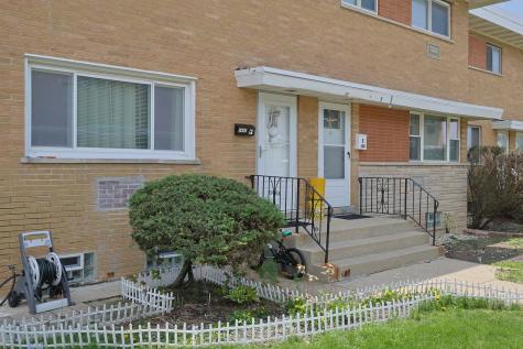 8668 Gregory Lane Des Plaines IL 60016