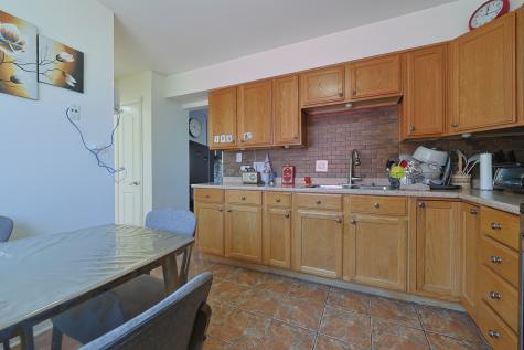 8668 Gregory Lane Des Plaines IL 60016