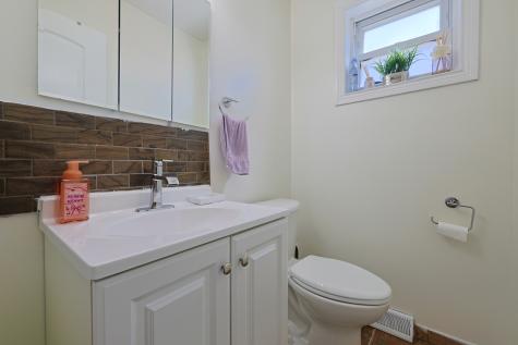 8668 Gregory Lane Des Plaines IL 60016
