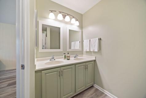 2833 Granite Court Crystal Lake IL 60012