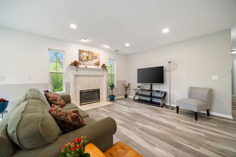 2833 Granite Court Crystal Lake IL 60012