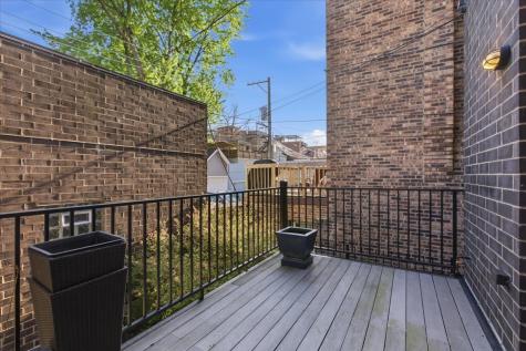 850 West Lill Avenue Chicago IL 60614