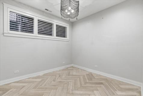 850 West Lill Avenue Chicago IL 60614