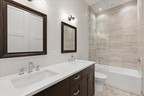 850 West Lill Avenue Chicago IL 60614