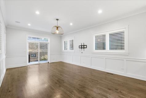 850 West Lill Avenue Chicago IL 60614