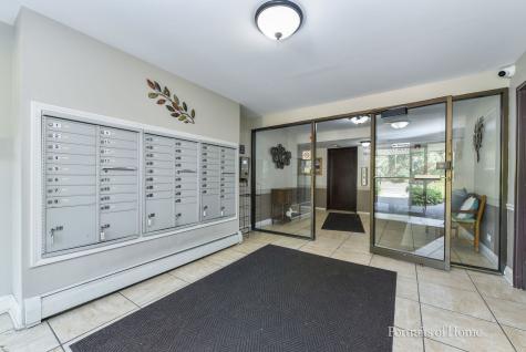6630 South Brainard Avenue Countryside IL 60525