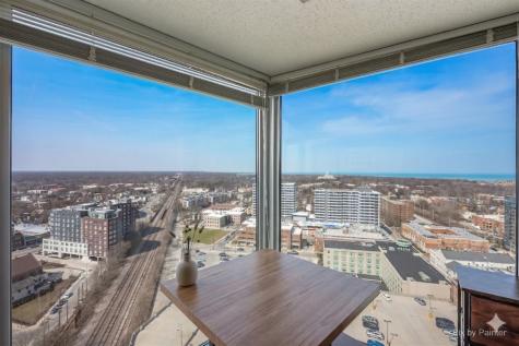 1720 Maple Avenue Evanston IL 60201