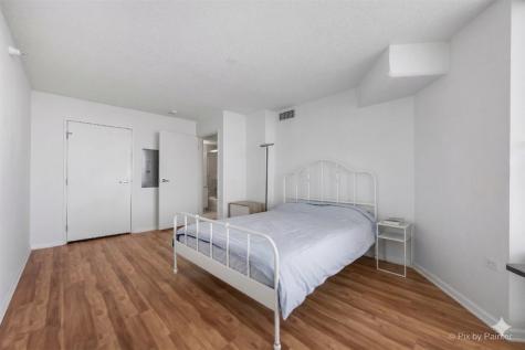 1720 Maple Avenue Evanston IL 60201