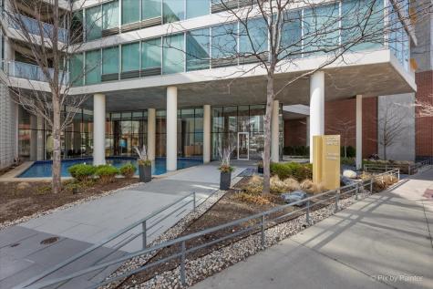 1720 Maple Avenue Evanston IL 60201