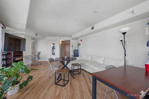 1720 Maple Avenue Evanston IL 60201