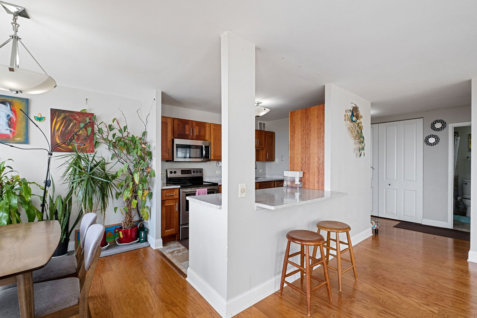 5445 North Sheridan Road Chicago IL 60640