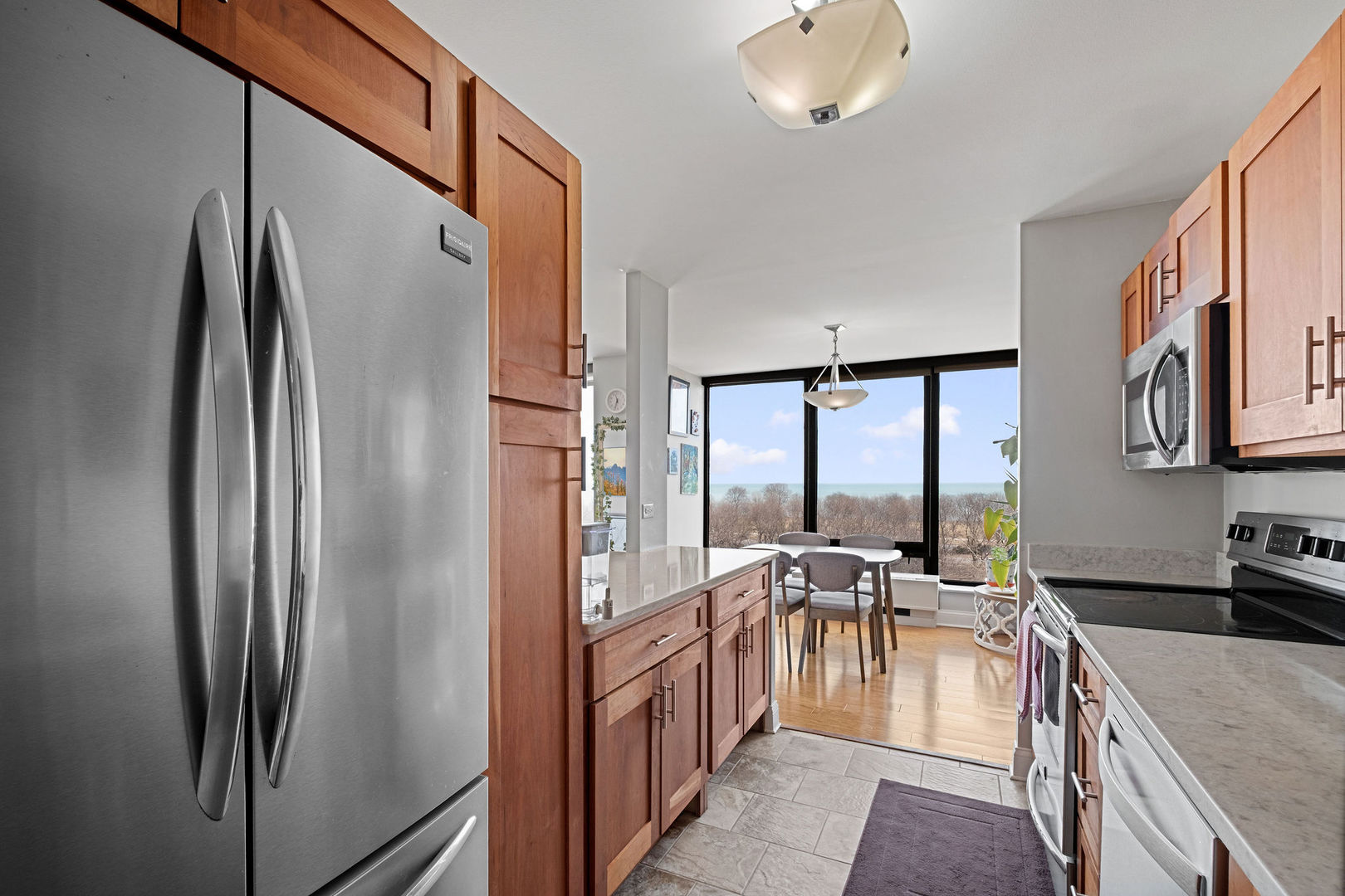 5445 North Sheridan Road Chicago IL 60640