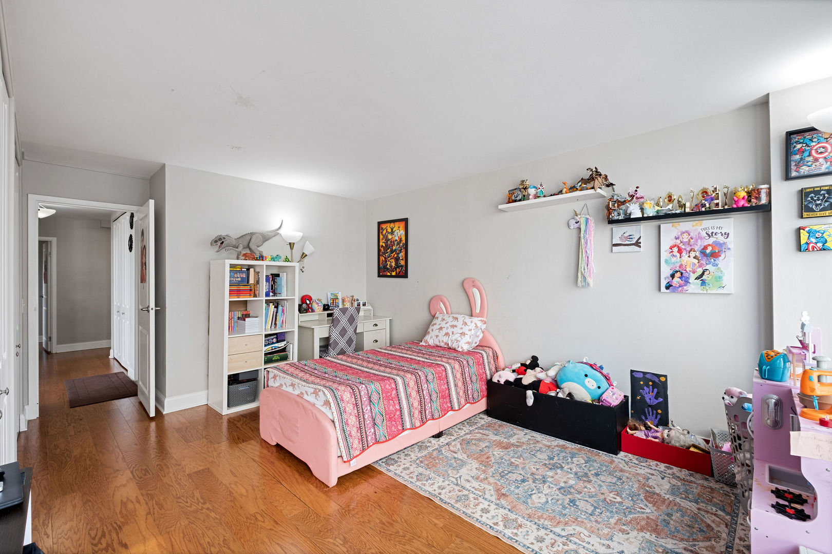 5445 North Sheridan Road Chicago IL 60640