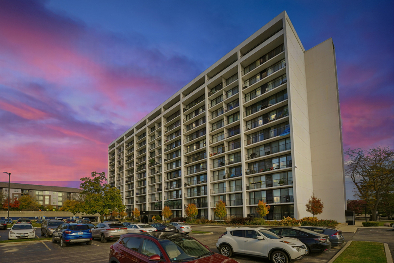 2005 South Finley Road Lombard IL 60148