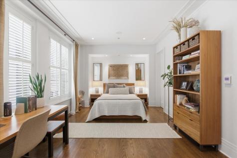 159 East Walton Place Chicago IL 60611