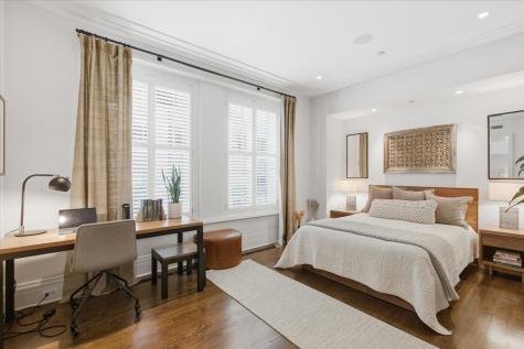 159 East Walton Place Chicago IL 60611