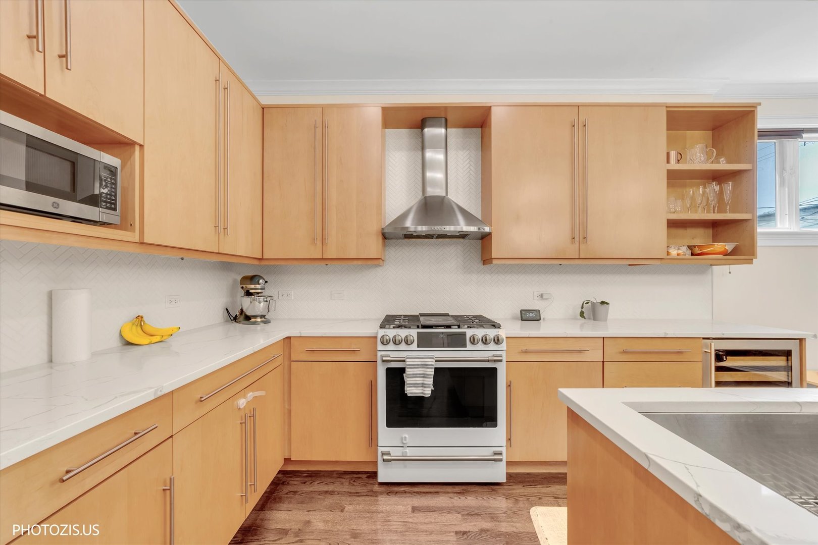 1718 West Superior Street Chicago IL 60622