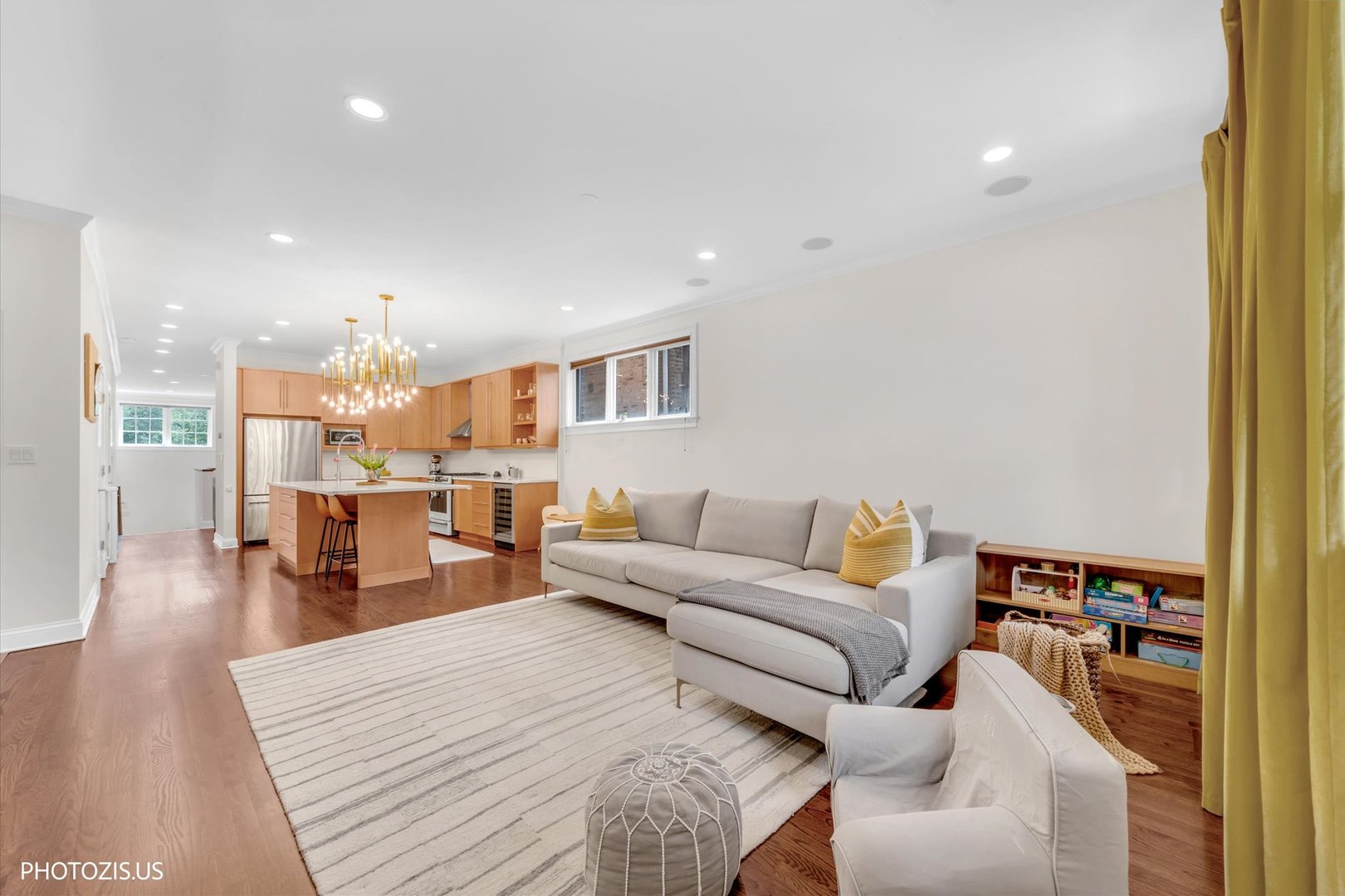 1718 West Superior Street Chicago IL 60622