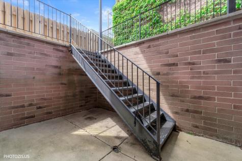 1718 West Superior Street Chicago IL 60622
