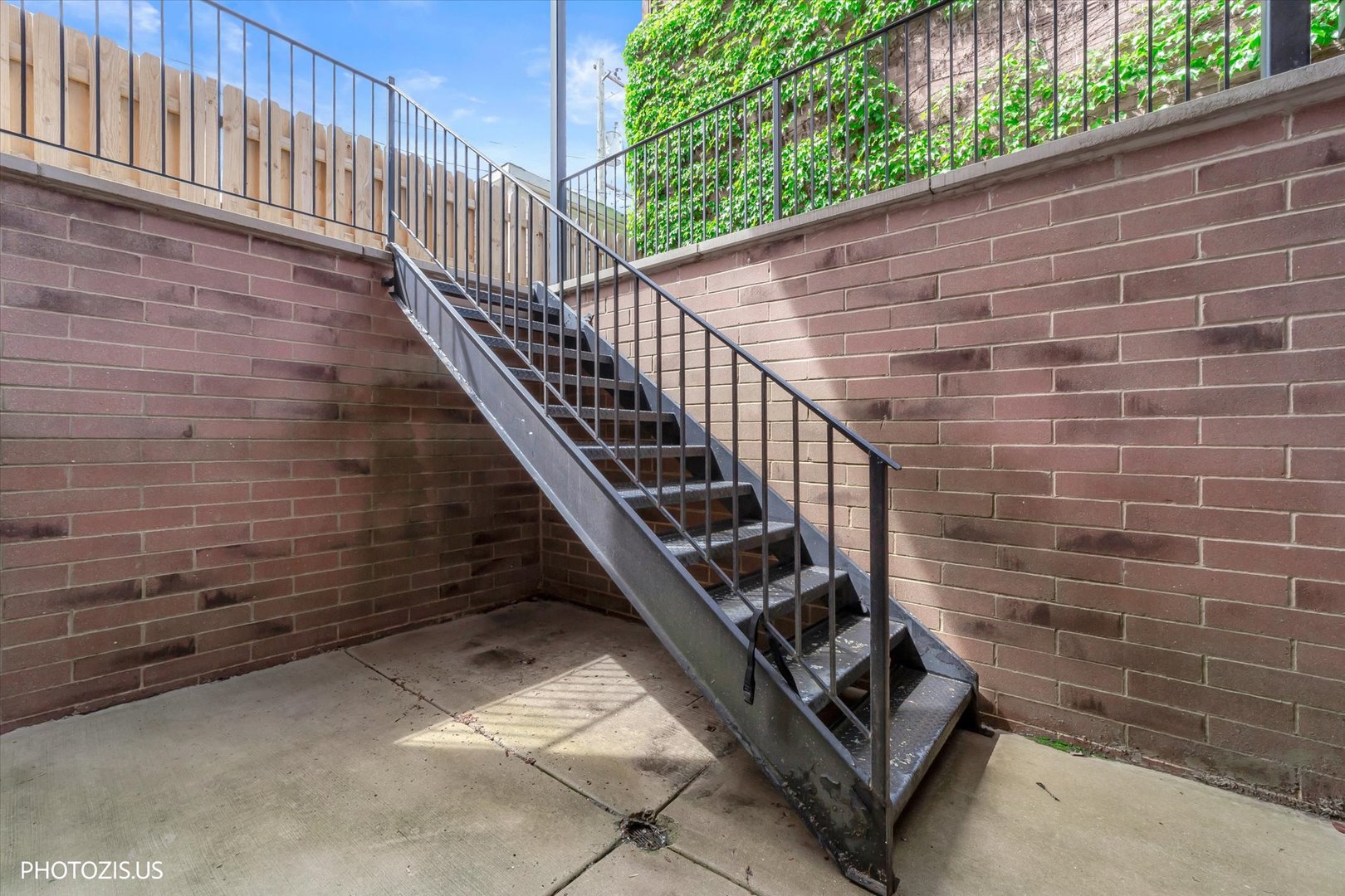 1718 West Superior Street Chicago IL 60622